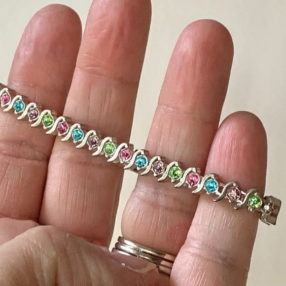 Pastel Crystals Tennis Bracelet, silver vintage - Picture 4 of 8